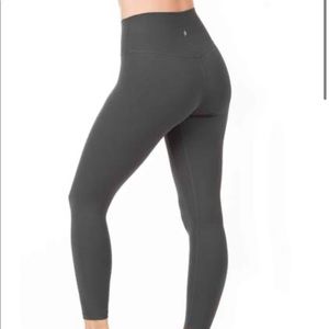 P’tula the Danielle Luxe Leggings